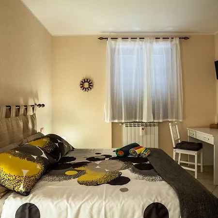 A Casa Di Elda Frühstückspension Tarquinia